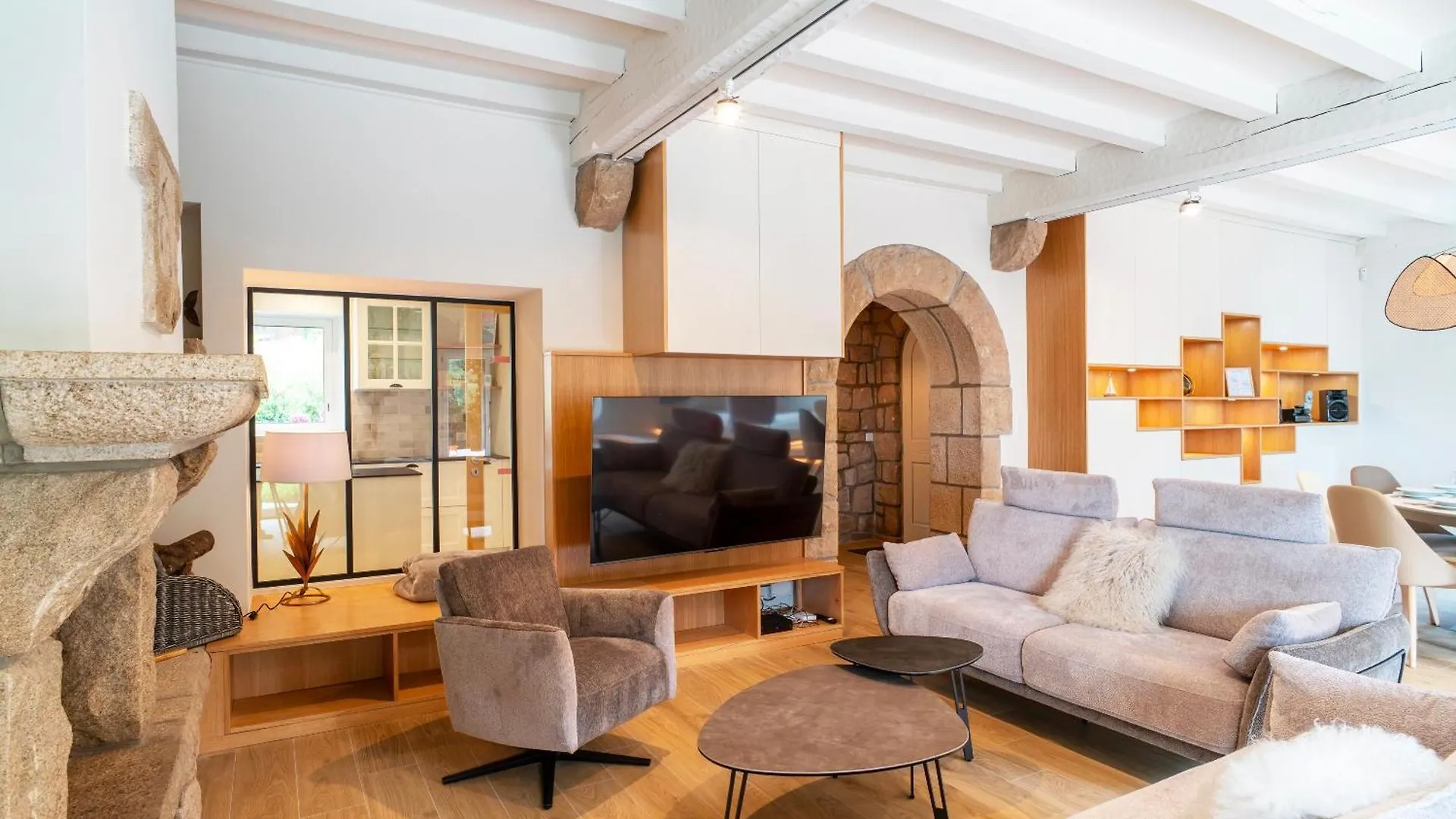 Villa Marine - Proche Plage, Piscine, Jacuzzi Erquy 0*,  France